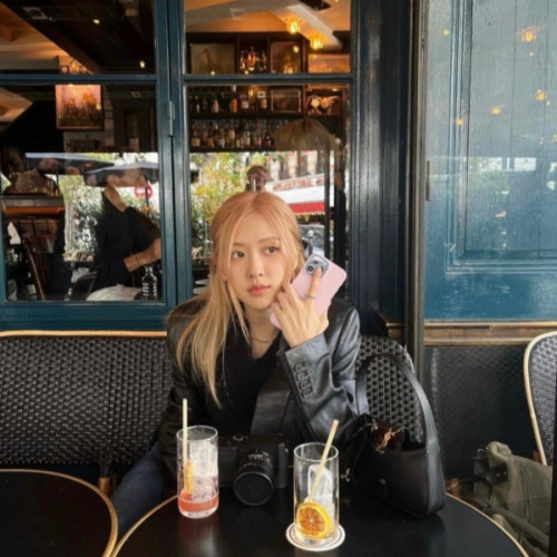 입생로랑 LE 5 À 7 미니 호보백 블랙