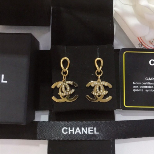 샤넬 더블 CC로고 귀걸이