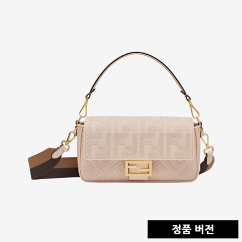 [正品버전] 펜디 핑크 FF 캔버스 바게트백 8BR600 [매장-300만원대]